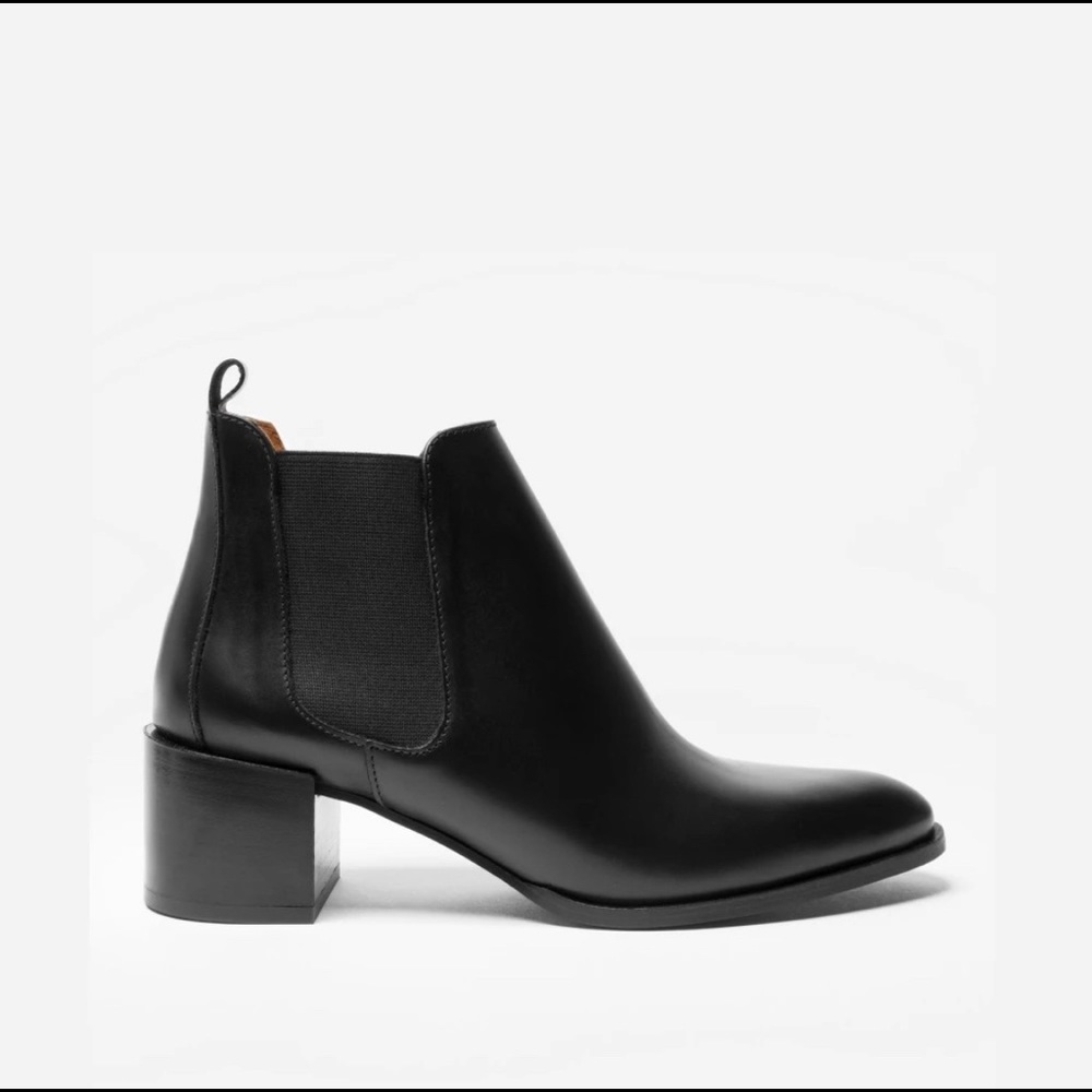 Everlane the Heel Boot, black leather. Size 7